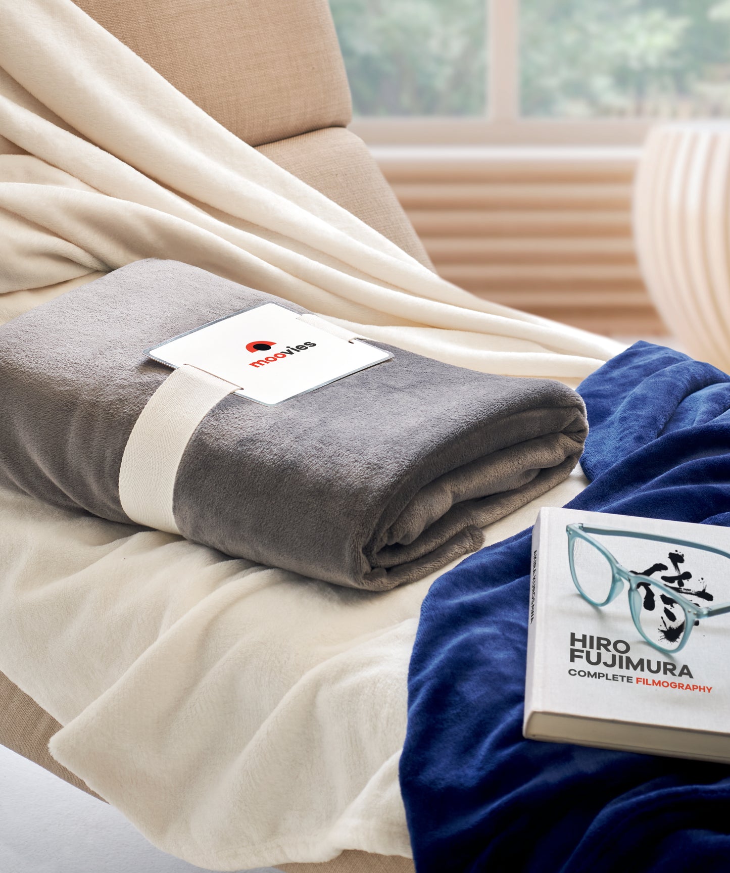 RPET-Flanell Fleece-Decke 280g/m². Inkl. Band mit bedruckbarer Karte.