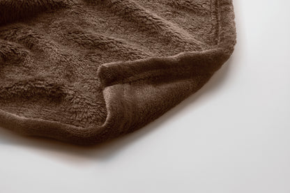 RPET-Flanell Fleece-Decke 280g/m². Inkl. Band mit bedruckbarer Karte.