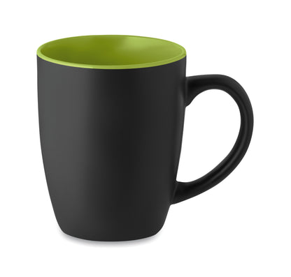 Schwarzer Kaffeebecher aus matter Keramik. Glänzende farbige Innenseite. Füllmenge: 290 ml. Mit