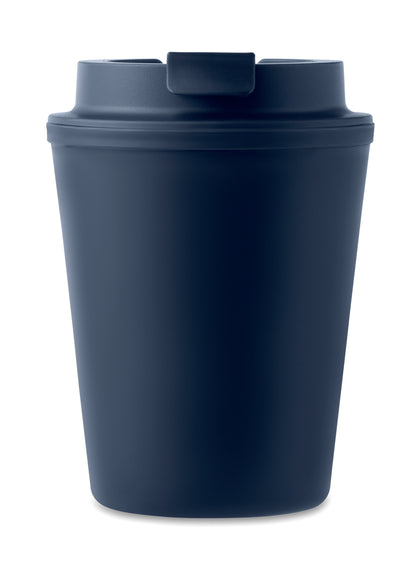 Doppelwandiger Trinkbecher mit Trinkdeckel aus PP. Füllmenge: 300 ml.Auslaufsicher.