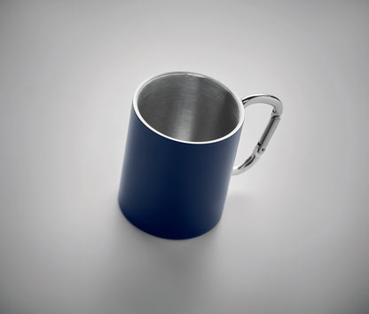 Doppelwandiger Trinkbecher aus Edelstahl. Henkel mit Karabiner. Füllmenge: 300 ml. Der Karabiner