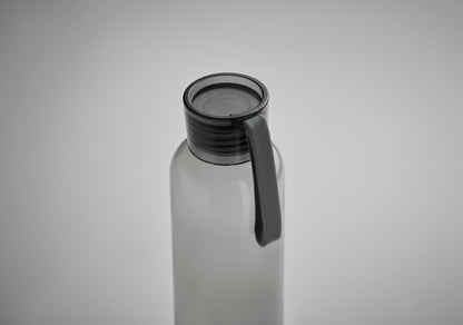 Trinkflasche aus BPA freiem Tritan™. Mit Silikonaufhänger. Füllmenge: 500 ml. Nicht geeignet