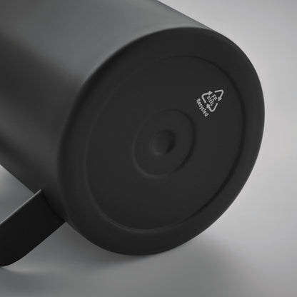 Doppelwandiger Trinkbecher aus recyceltem Edelstahl (90 % recycelter Edelstahl und 10 %