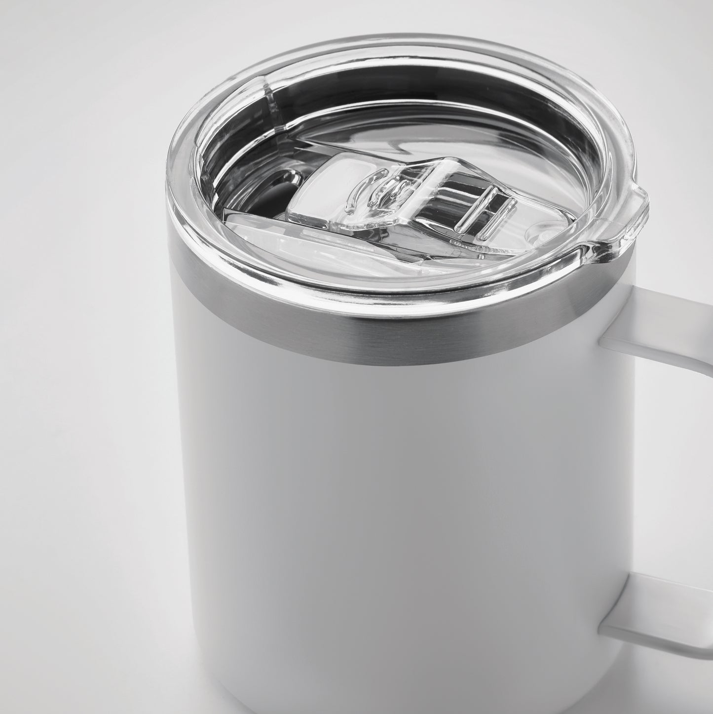Doppelwandiger Trinkbecher aus recyceltem Edelstahl (90 % recycelter Edelstahl und 10 %