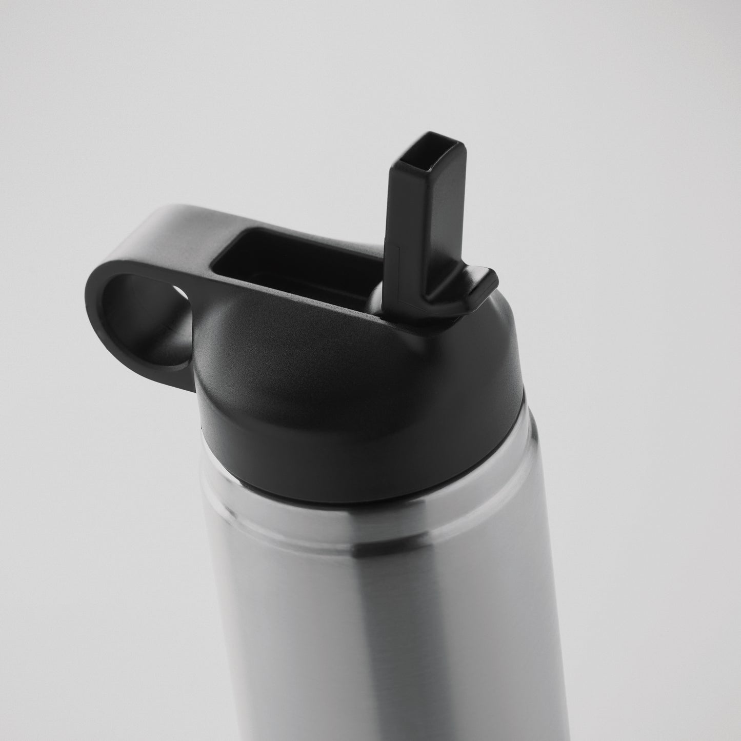 Doppelwandige Isolierflasche aus recyceltem Edelstahl (90 % recycelter Edelstahl und 10 %