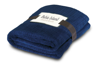 Softe Fleece-Decke 240 g/m². Inkl. Band mit bedruckbarer Karte.