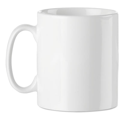 Kaffeebecher aus Keramik. Spezielle Beschichtung für Sublimationsdruck. Füllmenge: 300 ml. Verpackt in