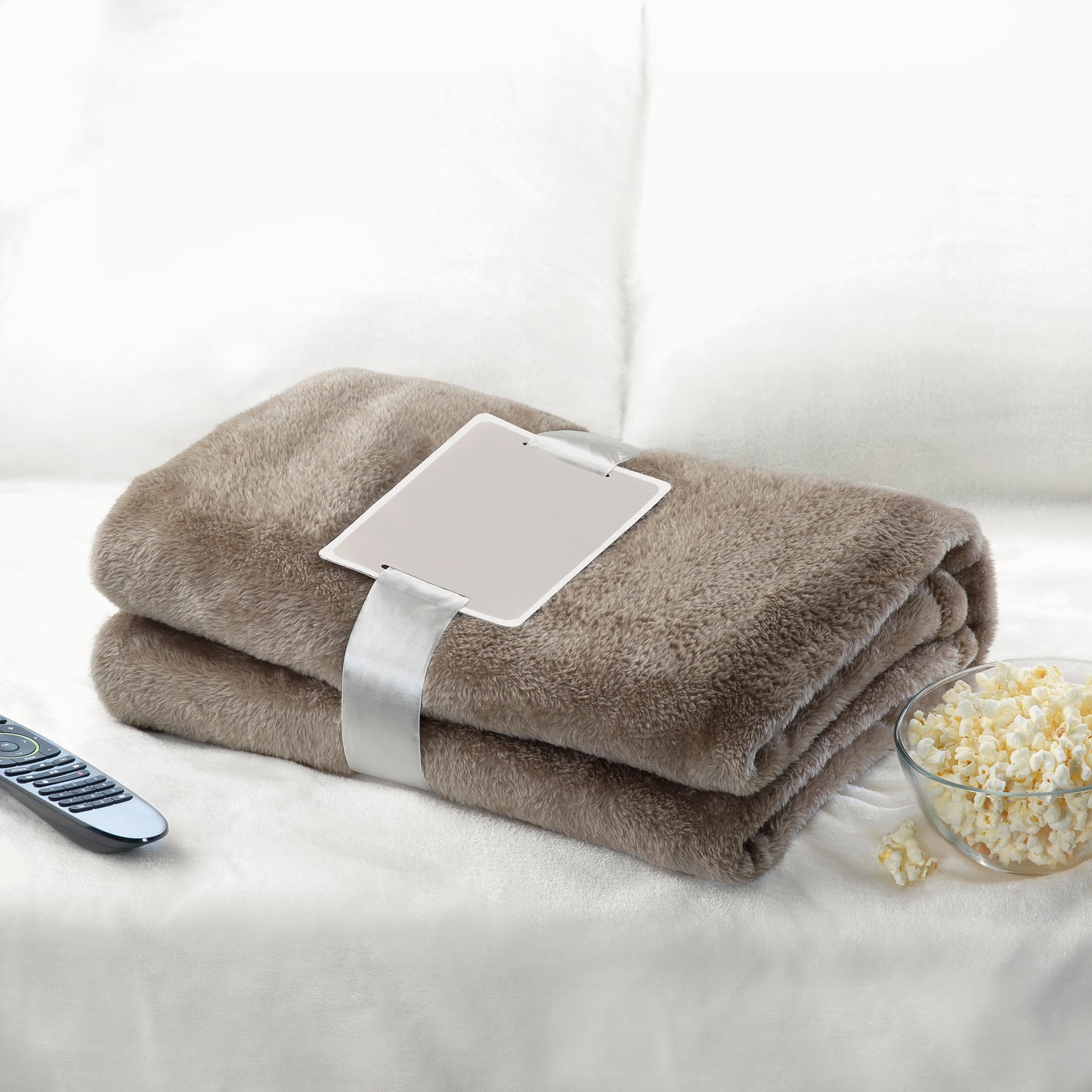 Flanell Fleece-Decke 280 g/m². Inkl. Band mit bedruckbarer Karte.