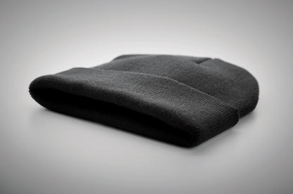 Gestrickte Beanie aus softem elastischem RPET Polyester. Mit Umschlag. Unisex.