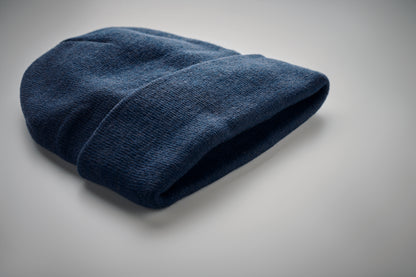Gestrickte Beanie aus softem elastischem RPET Polyester. Mit Umschlag. Unisex.